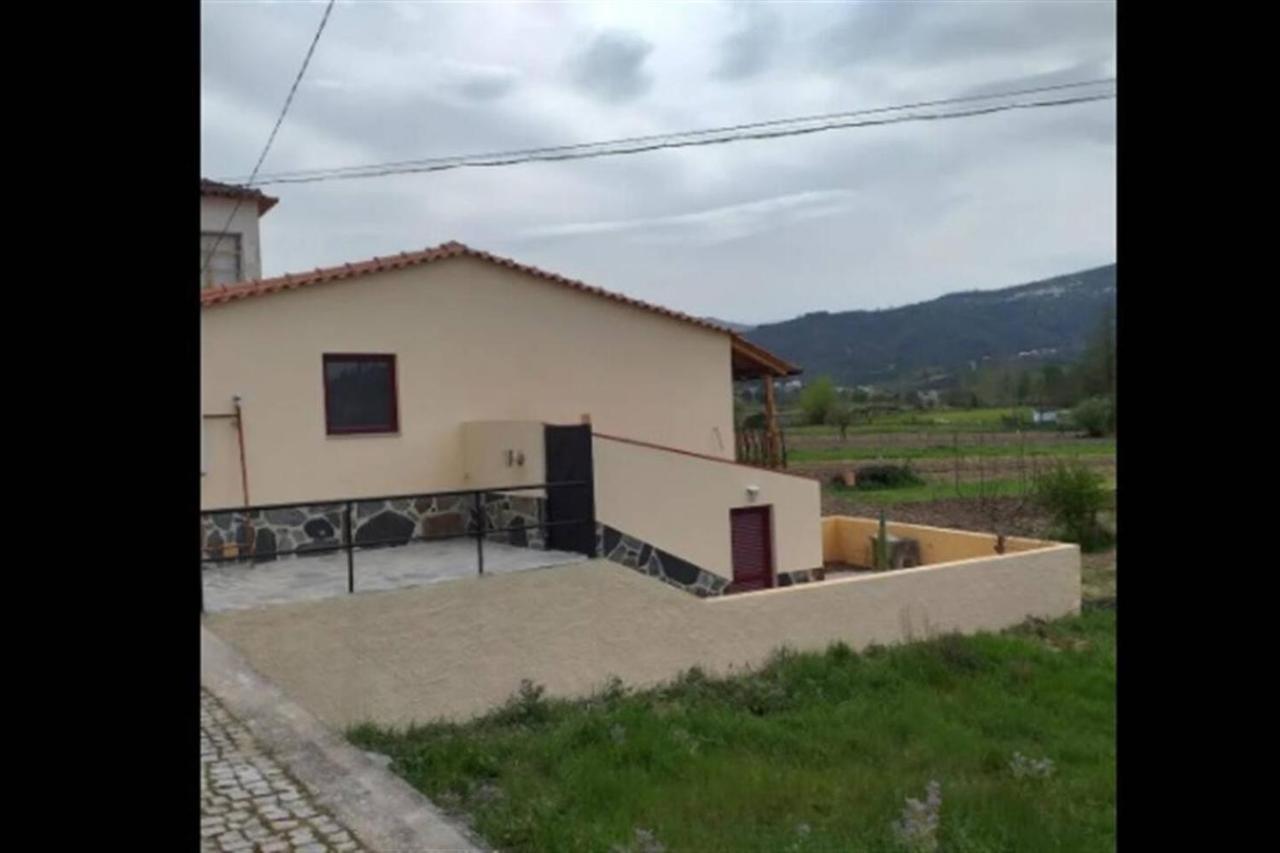 A Pequena Casa Coja Central Portugal Mountains Buitenkant foto